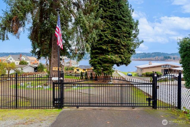 5104 NW Sammamish Road, Issaquah, WA 98027