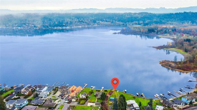 5104 NW Sammamish Road, Issaquah, WA 98027