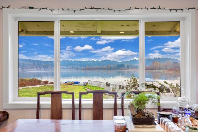 5104 NW Sammamish Road, Issaquah, WA 98027