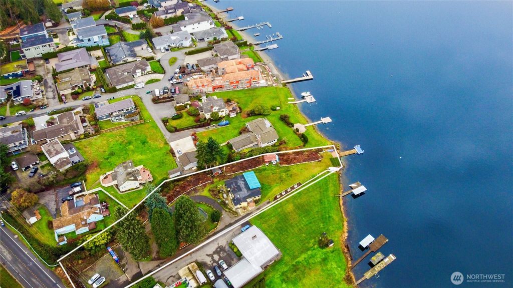 5104 NW Sammamish Road, Issaquah, WA 98027