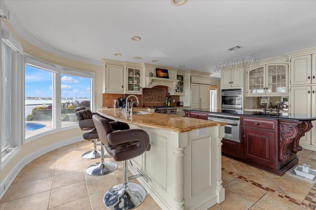 3390 Hewlett Avenue, Merrick, NY 11566
