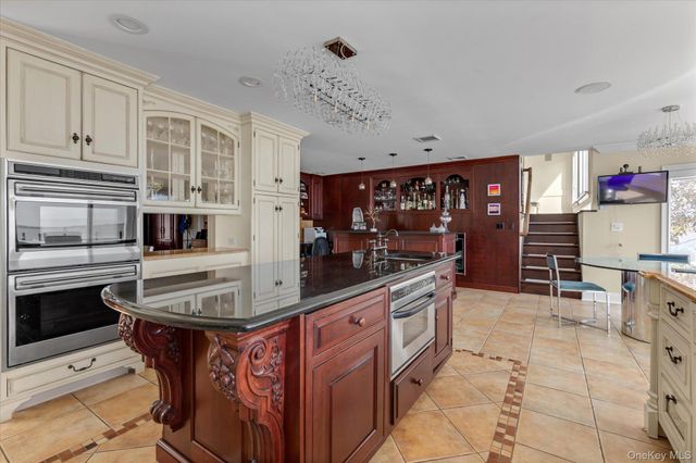 3390 Hewlett Avenue, Merrick, NY 11566