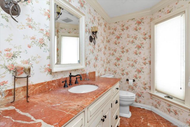 3390 Hewlett Avenue, Merrick, NY 11566
