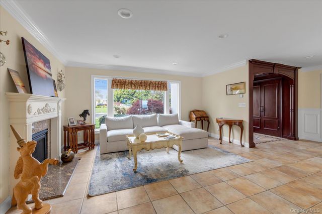 3390 Hewlett Avenue, Merrick, NY 11566