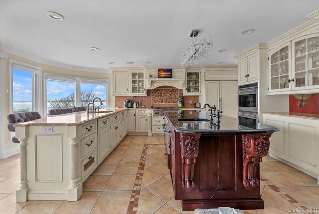 3390 Hewlett Avenue, Merrick, NY 11566