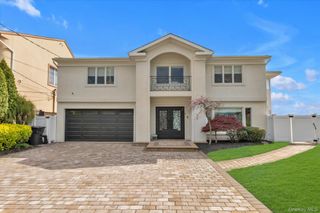 3390 Hewlett Avenue, Merrick, NY 11566