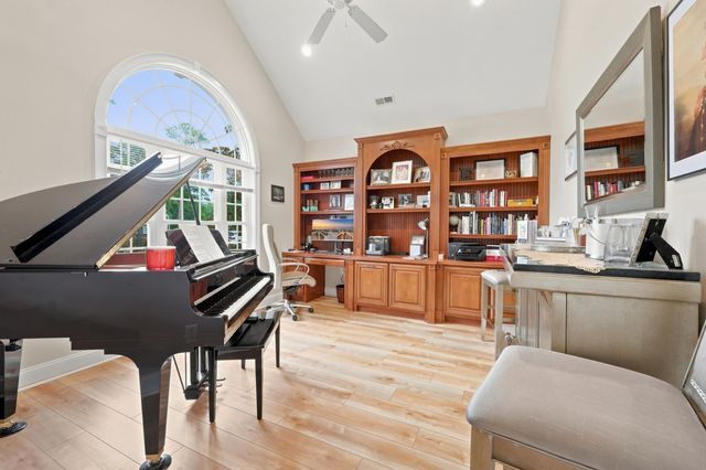 25 Stonington Dr., Murrells Inlet, SC 29576