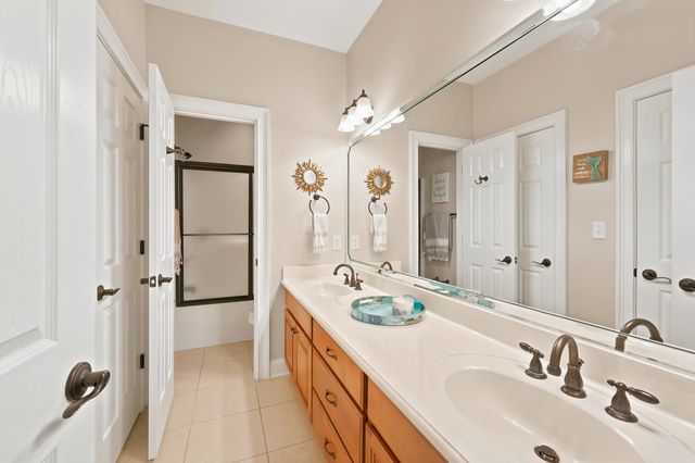 25 Stonington Dr., Murrells Inlet, SC 29576