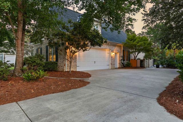 25 Stonington Dr., Murrells Inlet, SC 29576
