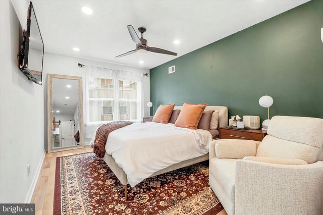 2304 CHRISTIAN ST, Philadelphia, PA 19146