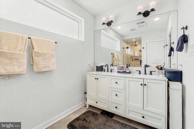 2304 CHRISTIAN ST, Philadelphia, PA 19146
