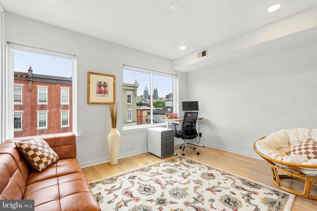 2304 CHRISTIAN ST, Philadelphia, PA 19146
