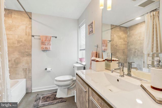 2304 CHRISTIAN ST, Philadelphia, PA 19146