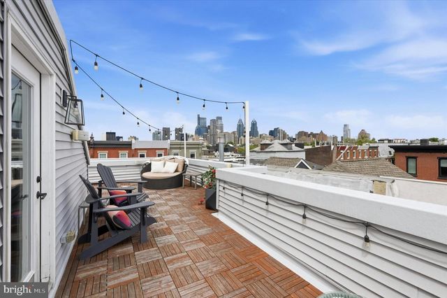 2304 CHRISTIAN ST, Philadelphia, PA 19146