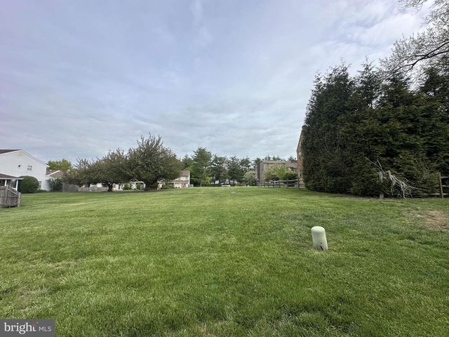 181 LEEDOM WAY WAY, Newtown, PA 18940