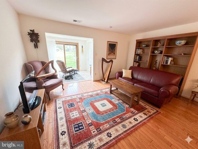 181 LEEDOM WAY WAY, Newtown, PA 18940