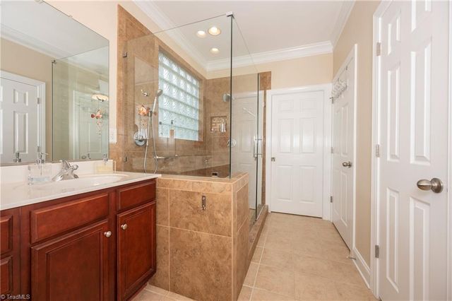 201 Friedberg Village Drive, Winston-salem, NC 27127