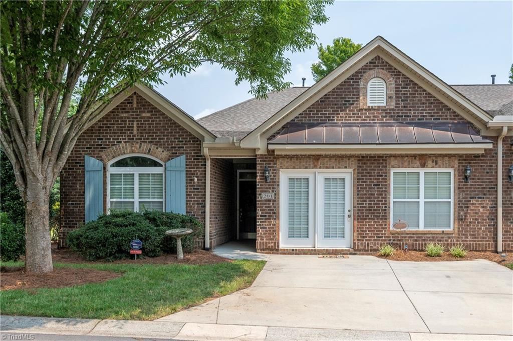 201 Friedberg Village Drive, Winston-salem, NC 27127