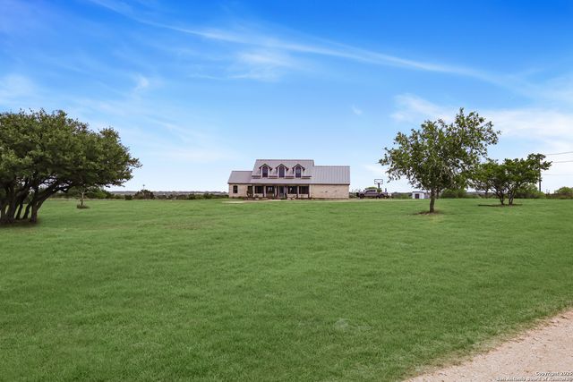 186 Maverick, New Braunfels, TX 78132