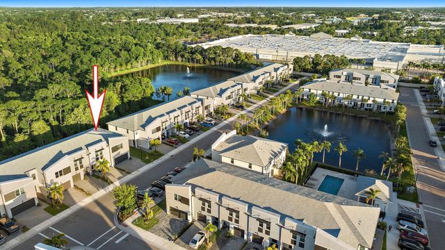 3915 SE Mentmore Lane, Stuart, FL 34997