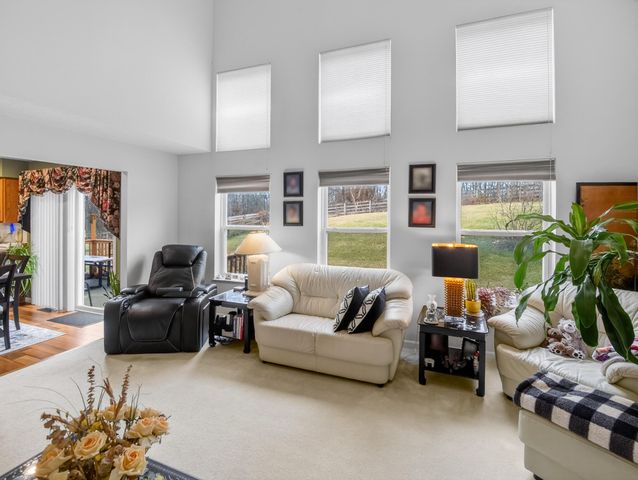 2187 Bluegrama Drive, Burlington, KY 41005