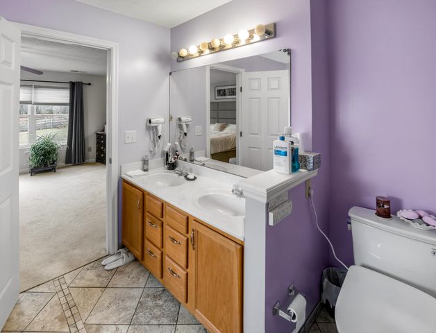 2187 Bluegrama Drive, Burlington, KY 41005