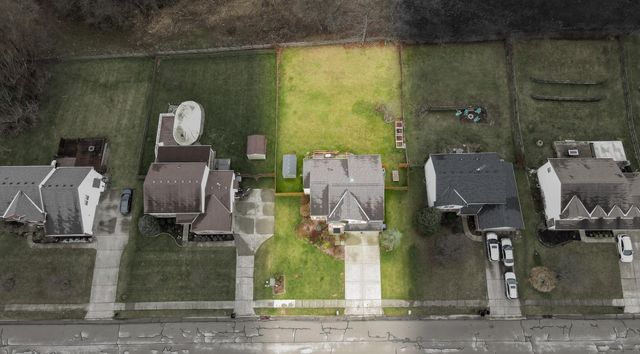 2187 Bluegrama Drive, Burlington, KY 41005