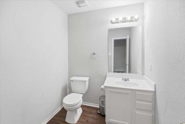 13321 Coomes DR, Del Valle, TX 78617