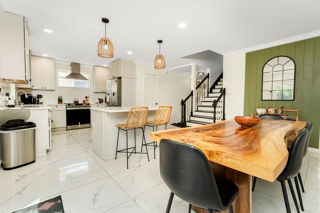 1422 Benjamin St, Nashville, TN 37206