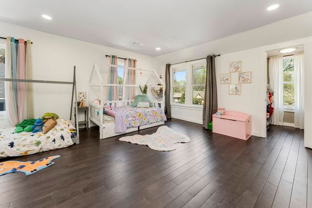 1422 Benjamin St, Nashville, TN 37206