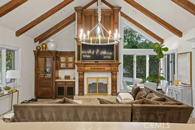 4379 Foxburrow Court, Santa Maria, CA 93455