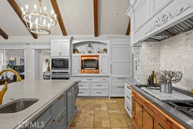 4379 Foxburrow Court, Santa Maria, CA 93455