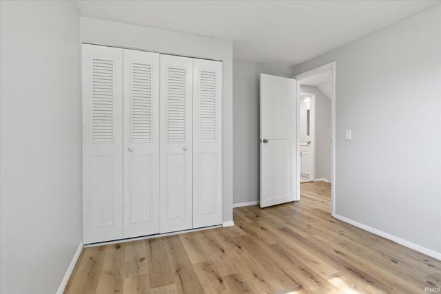 1529 Hampton Court, Mishawaka, IN 46544