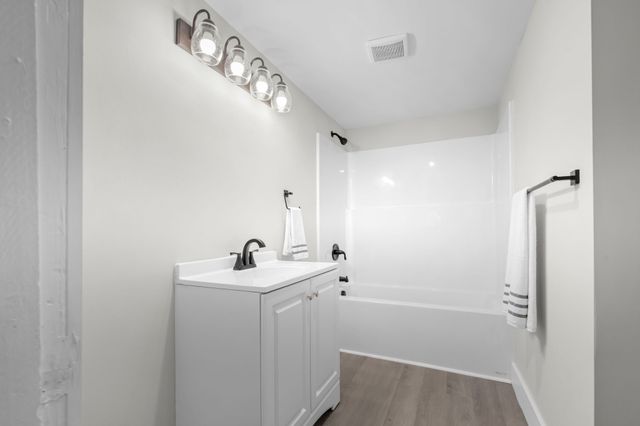 114 Allen Dr, Winchester, TN 37398
