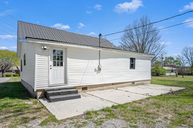 114 Allen Dr, Winchester, TN 37398