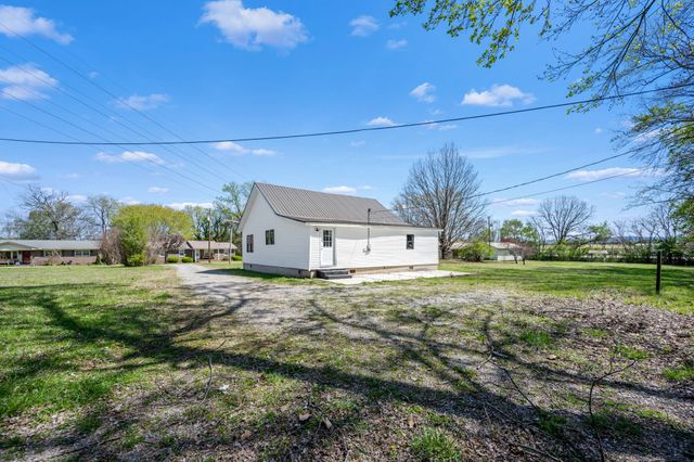 114 Allen Dr, Winchester, TN 37398