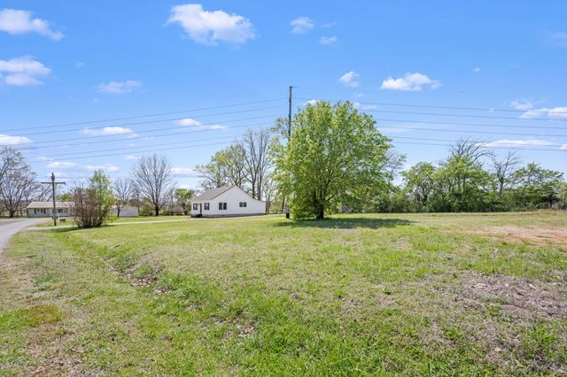 114 Allen Dr, Winchester, TN 37398