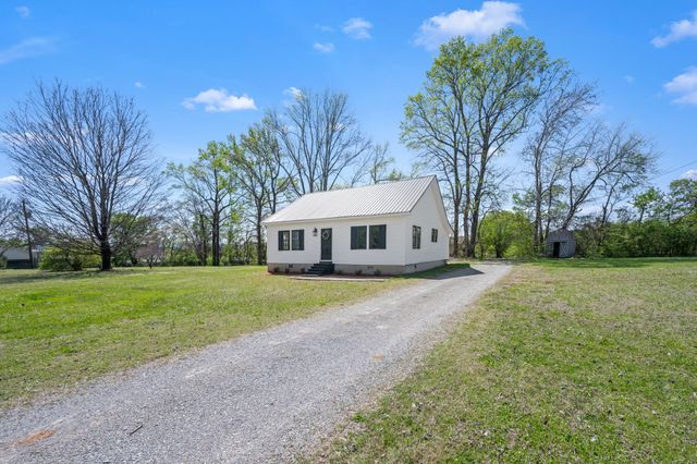 114 Allen Dr, Winchester, TN 37398