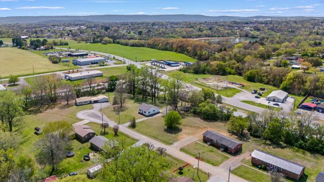 114 Allen Dr, Winchester, TN 37398