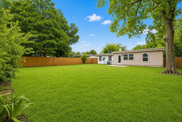 2519 Highwood Drive, Dallas, TX 75228