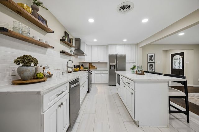 2519 Highwood Drive, Dallas, TX 75228