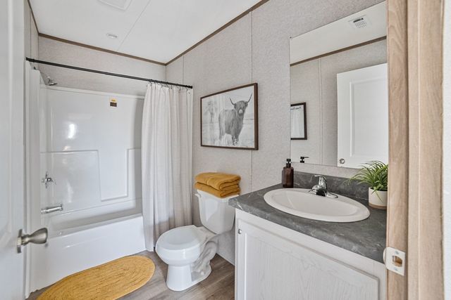 300 Huddleston Road, Sunset, TX 76270