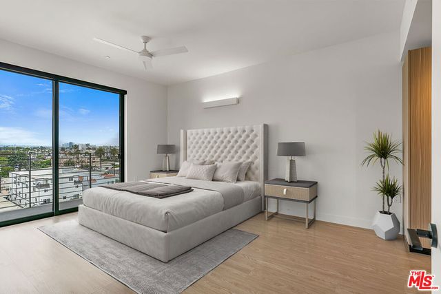 3688 Overland Avenue 514, Los Angeles, CA 90034