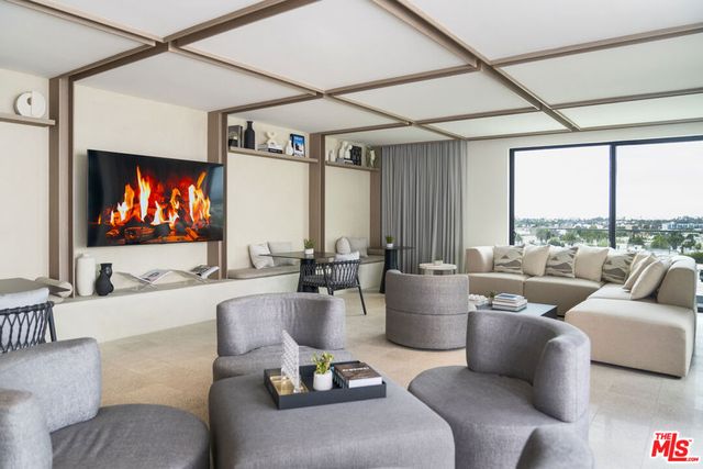 3688 Overland Avenue 514, Los Angeles, CA 90034