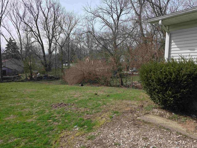 1523 W 8th Street, Bloomington, IN 47404