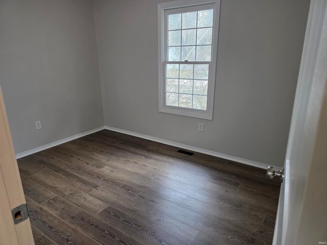 1523 W 8th Street, Bloomington, IN 47404