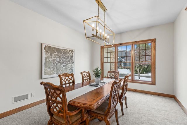 19043 Vogel Farm Trail, Eden Prairie, MN 55347