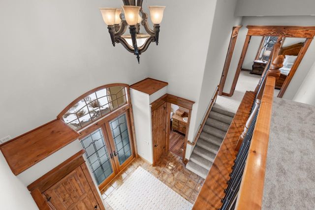 19043 Vogel Farm Trail, Eden Prairie, MN 55347