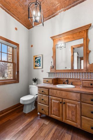 19043 Vogel Farm Trail, Eden Prairie, MN 55347