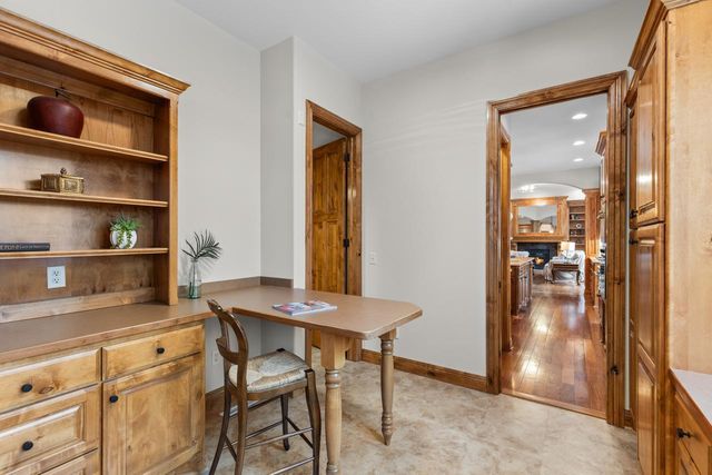 19043 Vogel Farm Trail, Eden Prairie, MN 55347